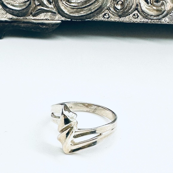 Vintage Modernist Silver BOMA Ring - Picture 9 of 13